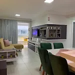 Apartamento No Condominio 7 Mares, Praia Ingleses