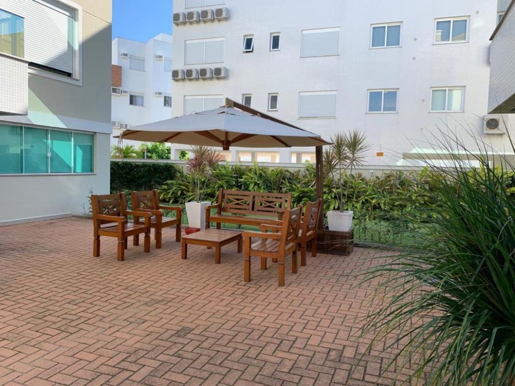 No 7 Mares, Ingleses Apartment